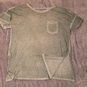 Green t-shirt with open back